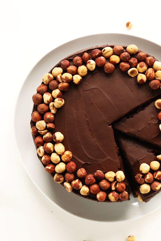the-best-vegan-gluten-free-chocolate-hazelnut-cake-1-bowl-and-so-rich-and-delicious-vegan-glutenfree